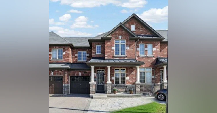 347 Luck Court, Newmarket, ON, L3X 0J5