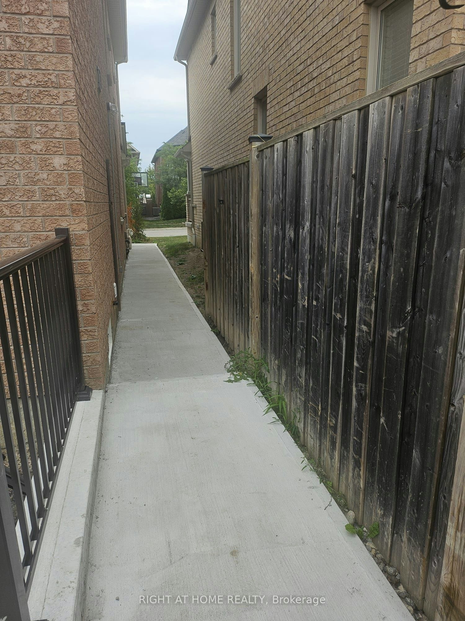 Lower unit-Basement - 83 Acer Crescent, Whitchurch-Stouffville, ON, L4A 0S2 - 2