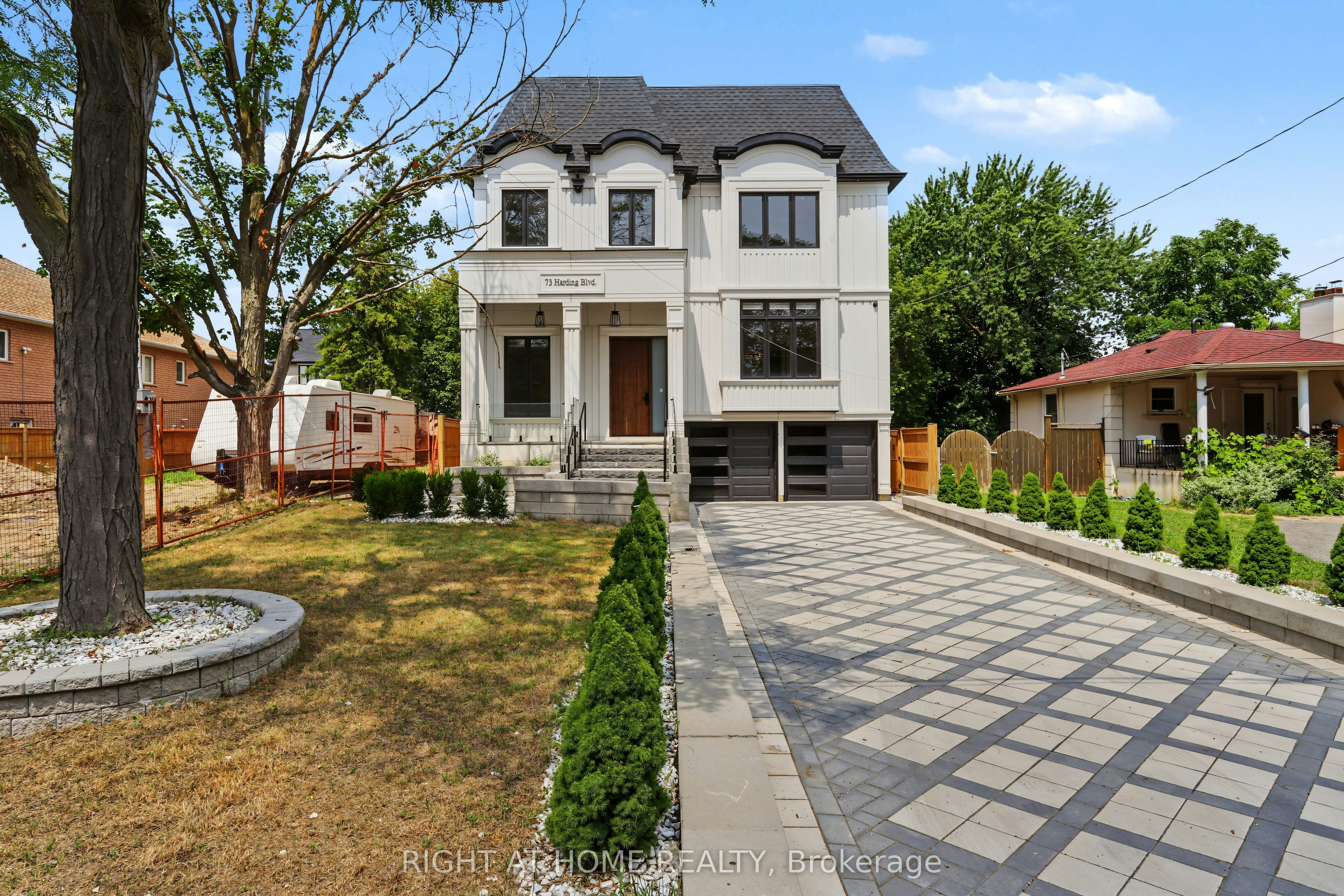 73 Harding Boulevard, Richmond Hill, ON, L4C 1S7