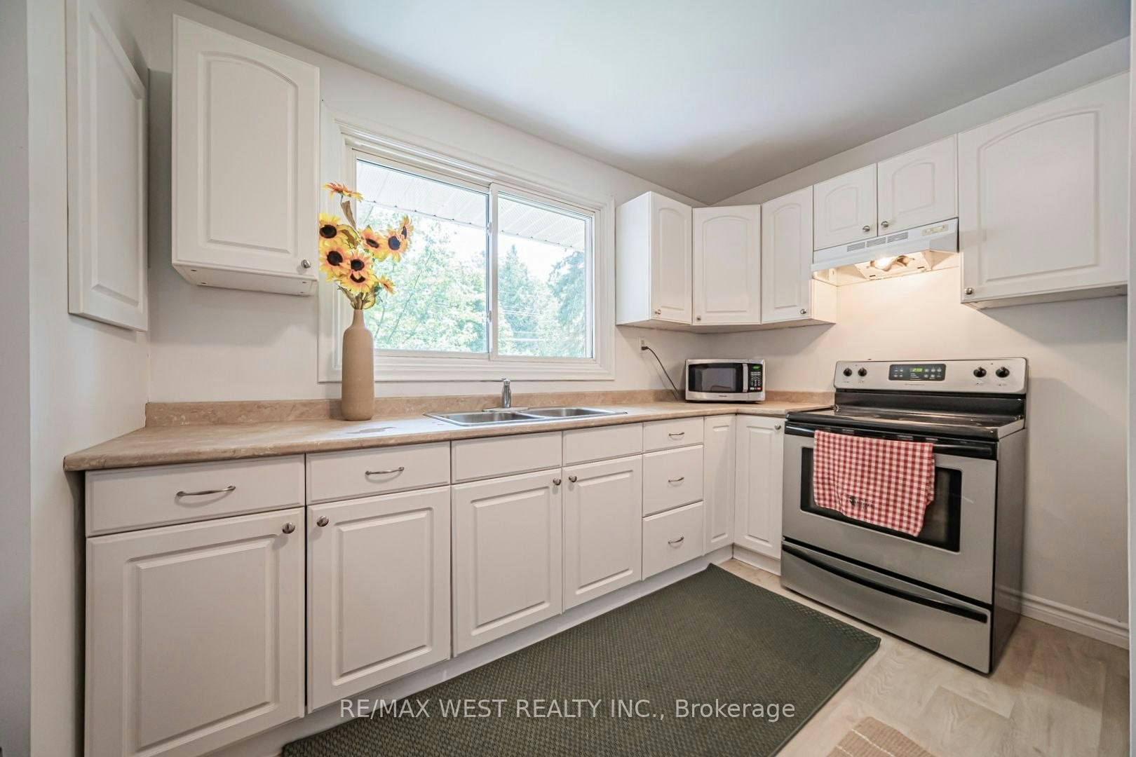 2-9510 Morning Glory Road, Georgina, ON, L0E 1N0 - 4