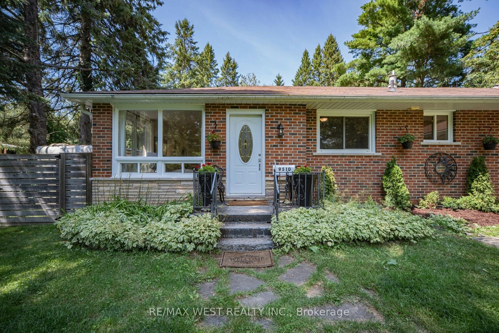 2-9510 Morning Glory Road, Georgina, ON, L0E 1N0 - 2