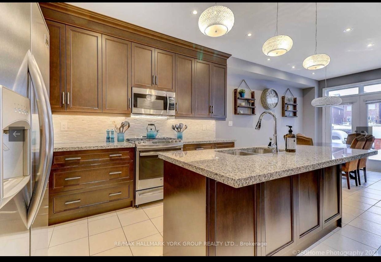 63 Alex Campbell Cres Drive, King, ON, L7B 0C1 - 2