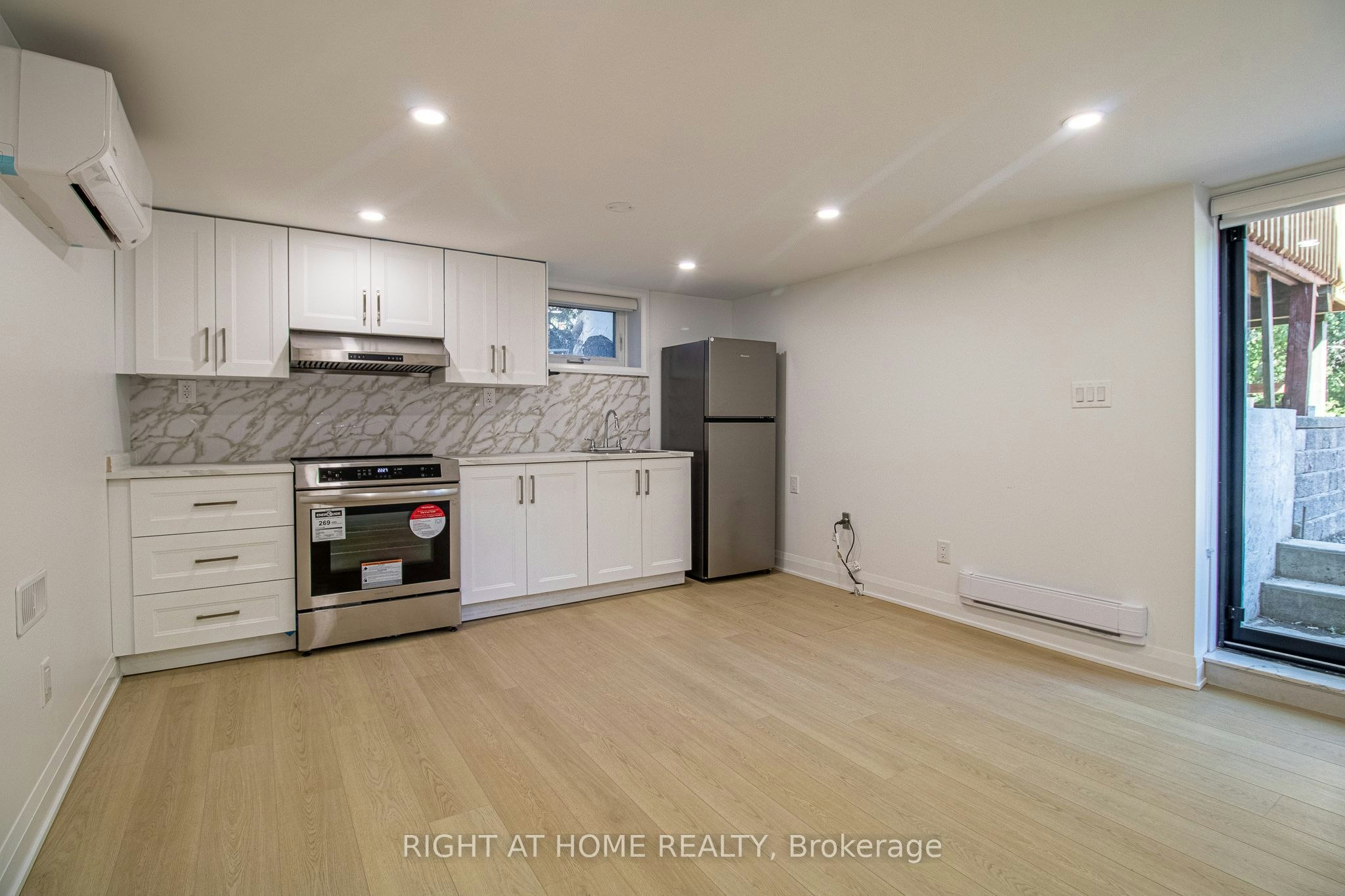 Basement-88 Highland Park Boulevard, Markham, ON, L3T 1B5 - 2