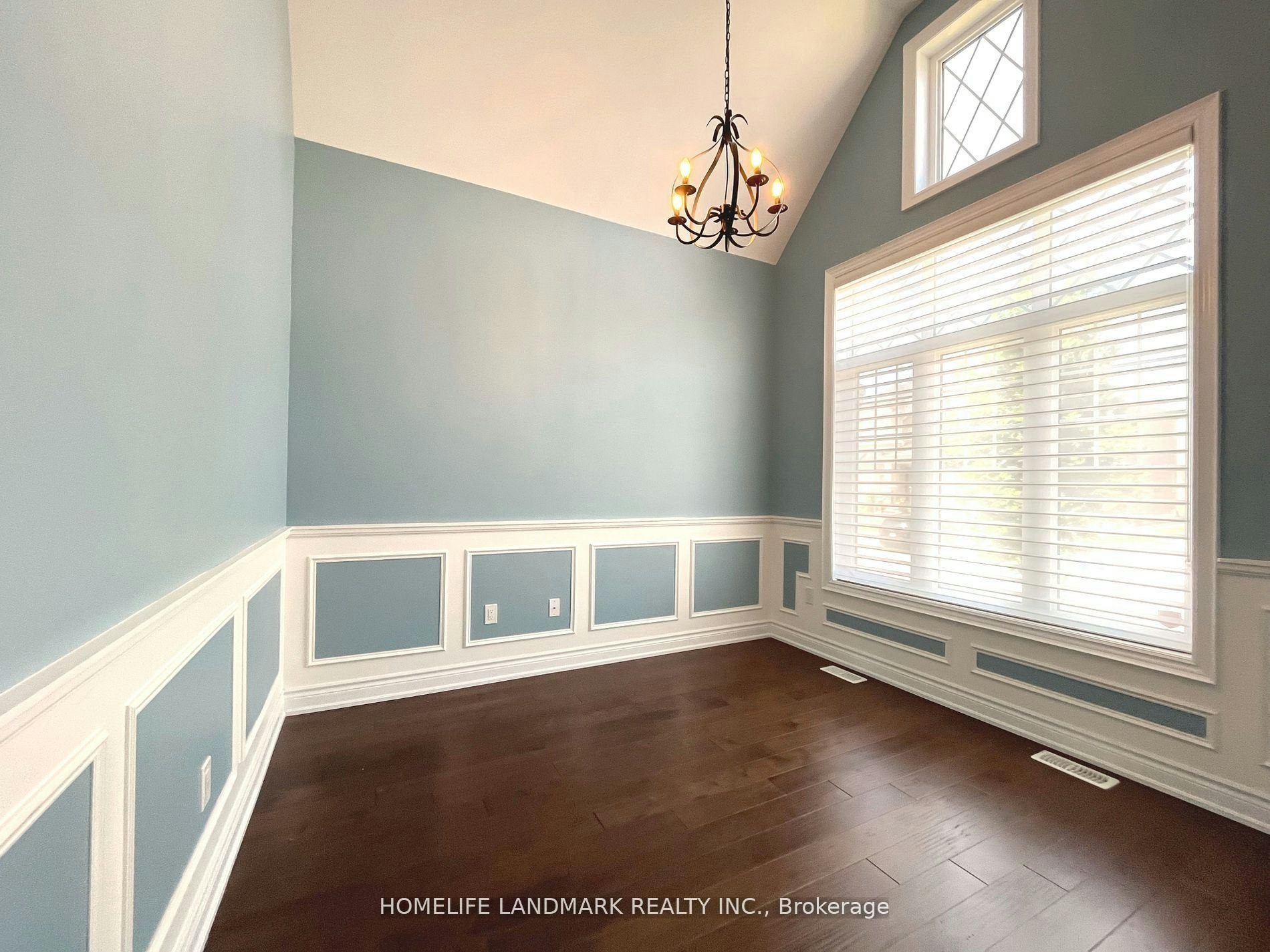 39 Larkin Avenue, King, ON, L7B 0N9 - 3