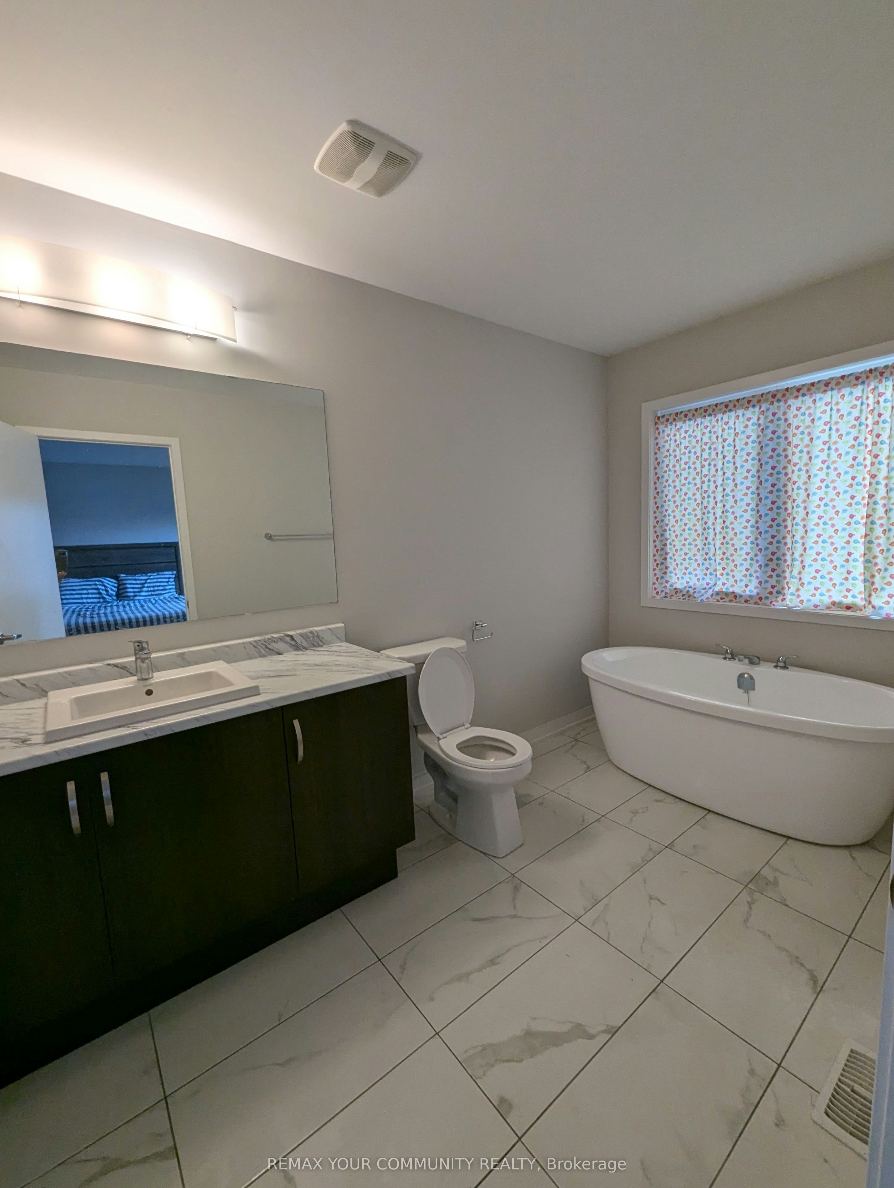 116 Maguire Road, Newmarket, ON, L3X 0M1 - 8