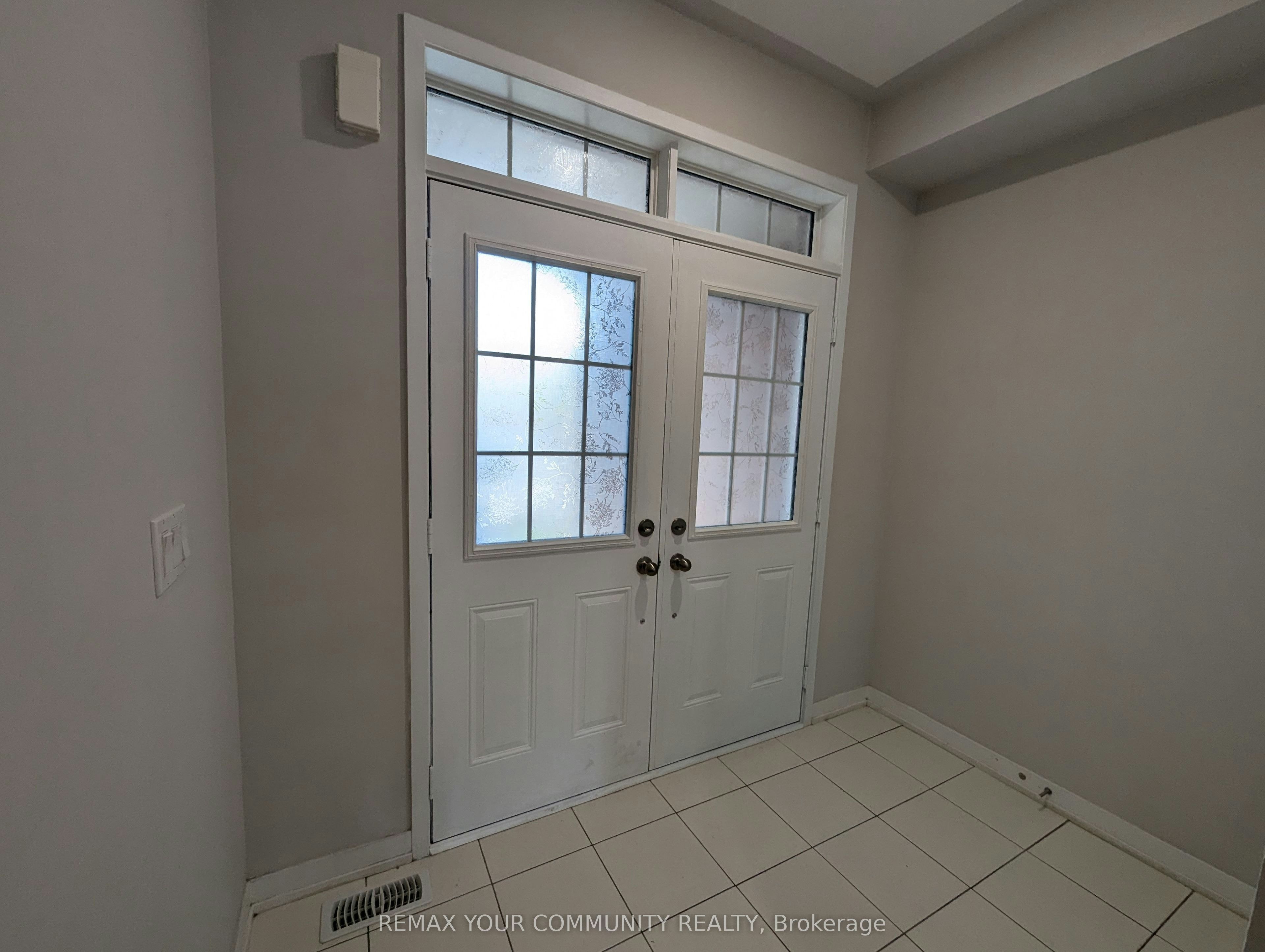 116 Maguire Road, Newmarket, ON, L3X 0M1 - 3
