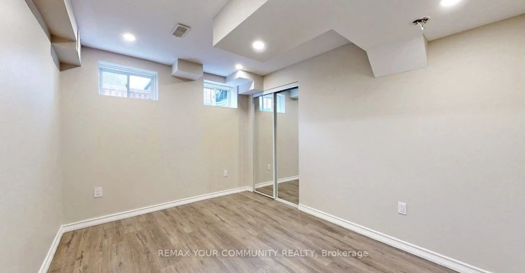 116 Maguire Road, Newmarket, ON, L3X 0M1 - 23