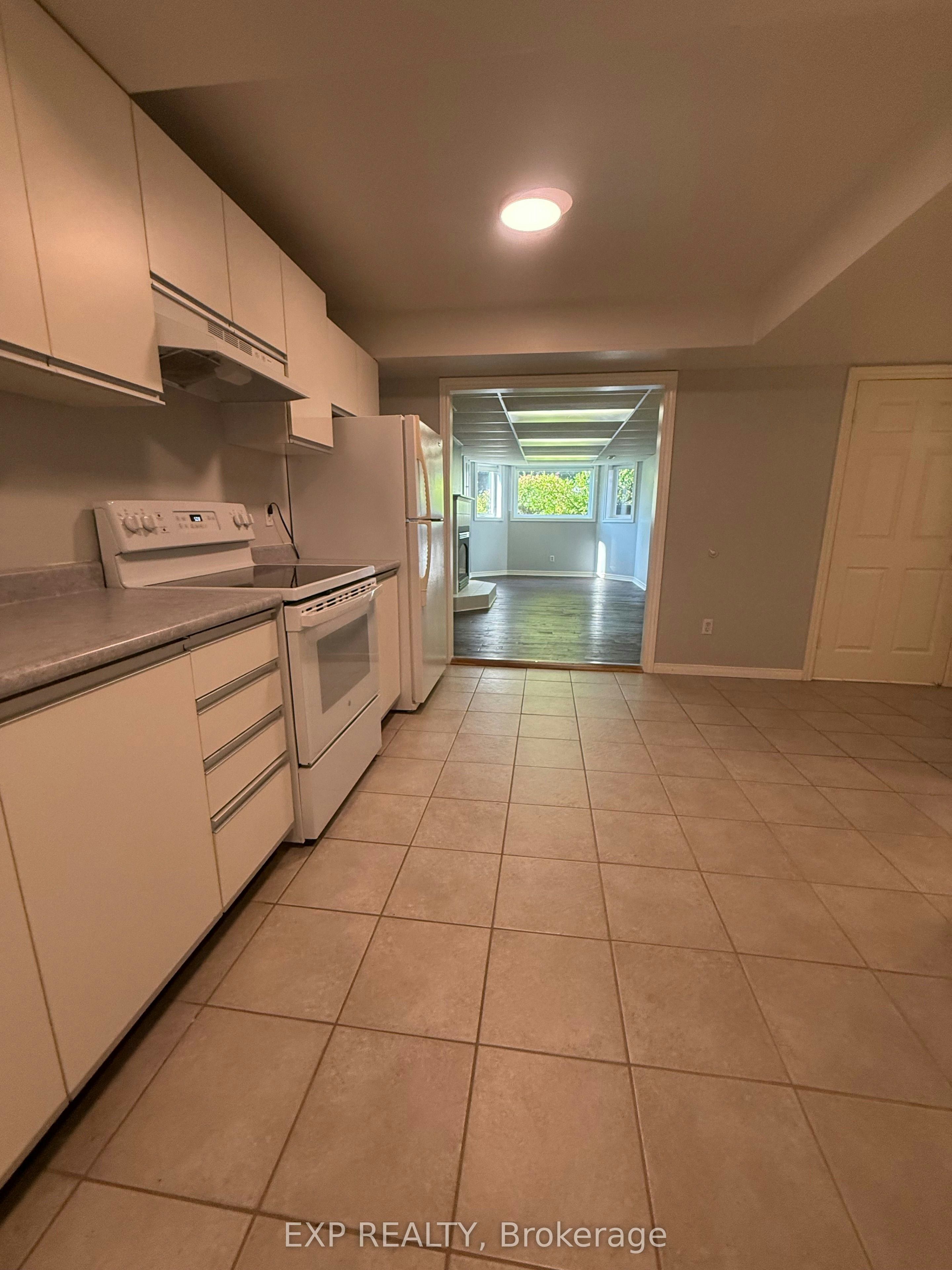 52 Compton Crescent, Bradford West Gwillimbury, ON, L3Z 2X6 - 7