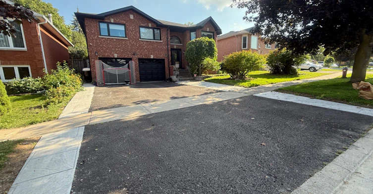 52 Compton Crescent, Bradford West Gwillimbury, ON, L3Z 2X6