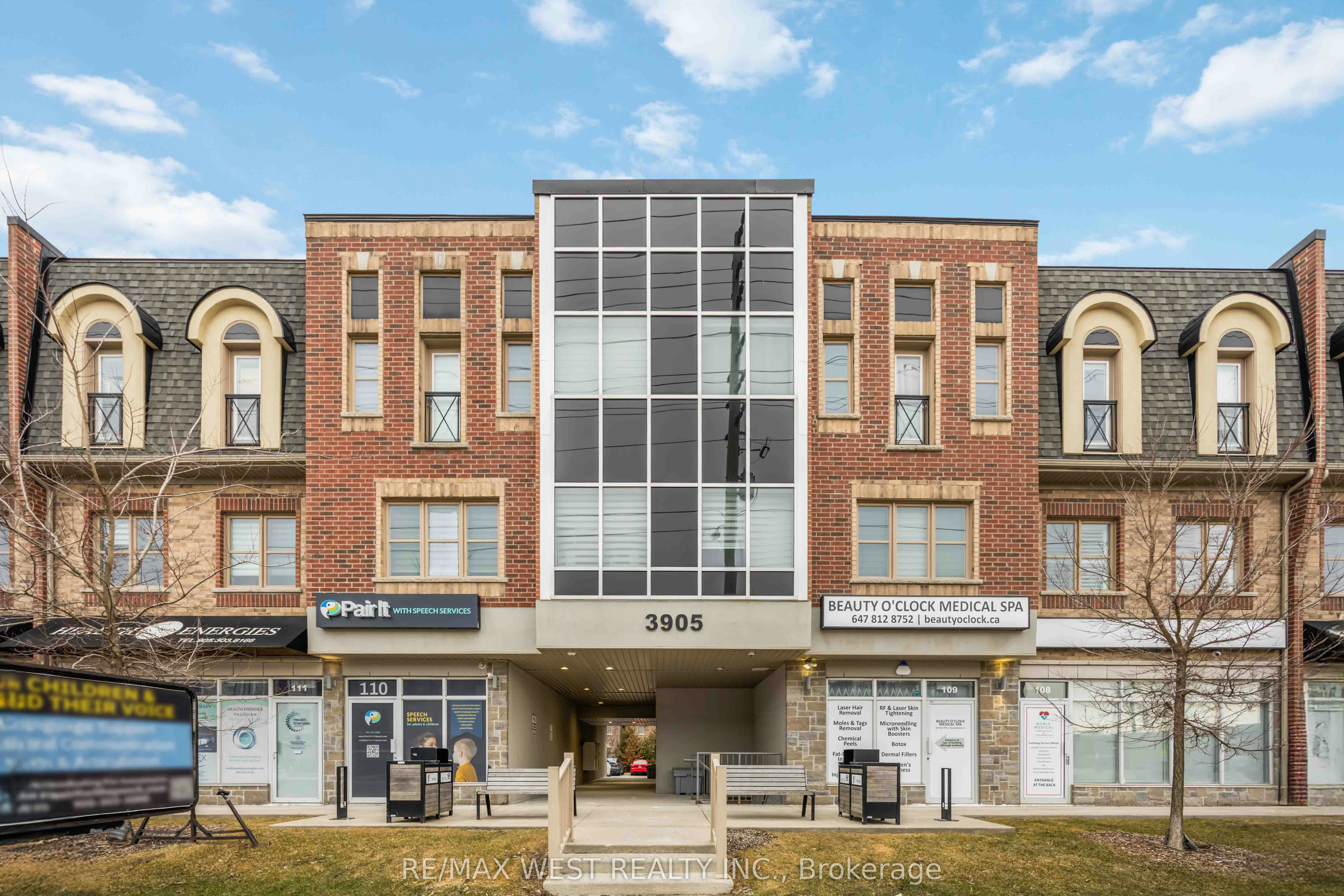 32-3905 Major Mackenzie Drive SW, Vaughan, ON, L4H 4J9