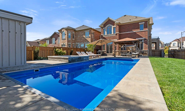 79 Chaiwood Court