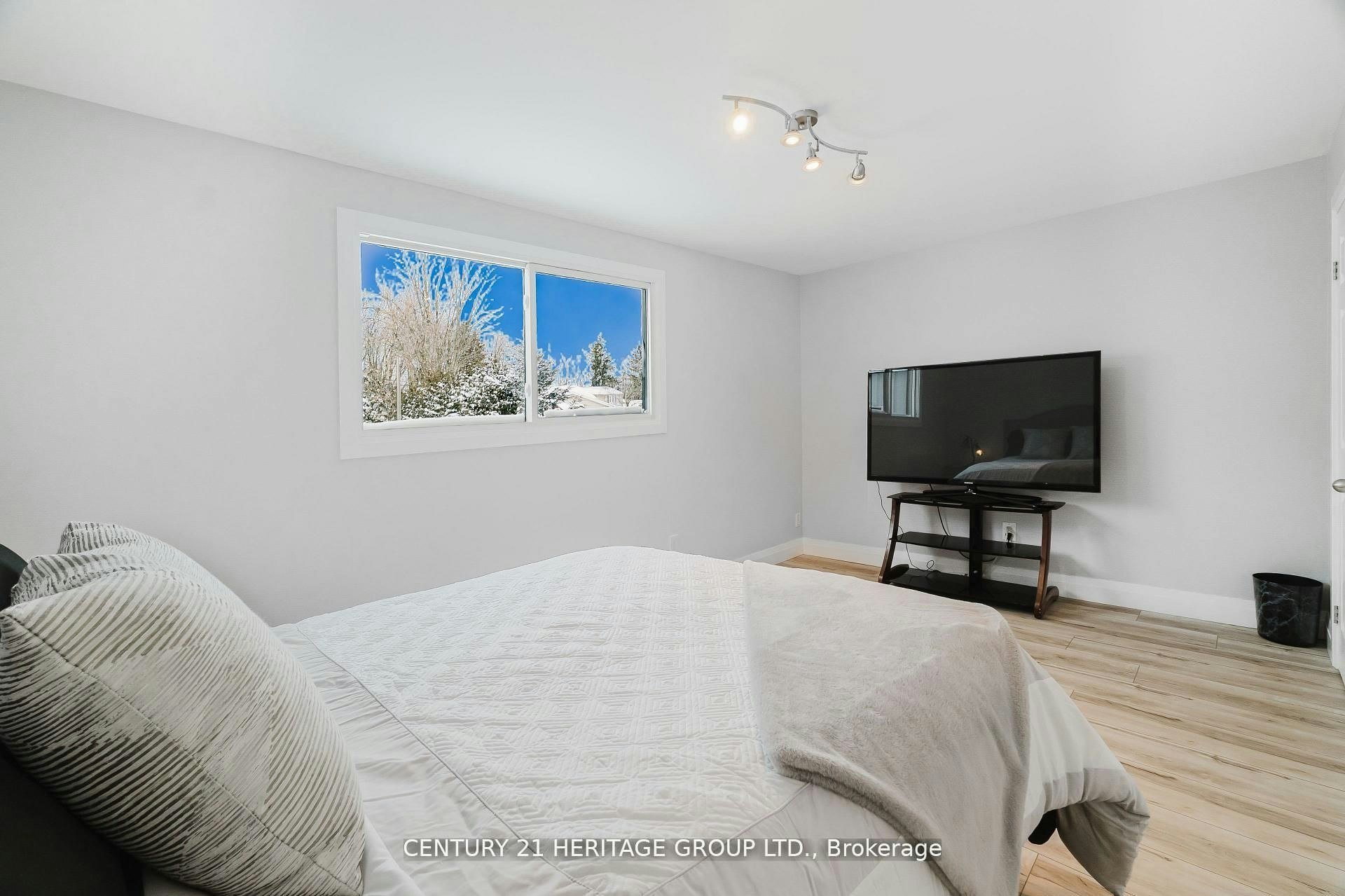 7 Crawford Circle, New Tecumseth, ON, L0G 1A0 - 22