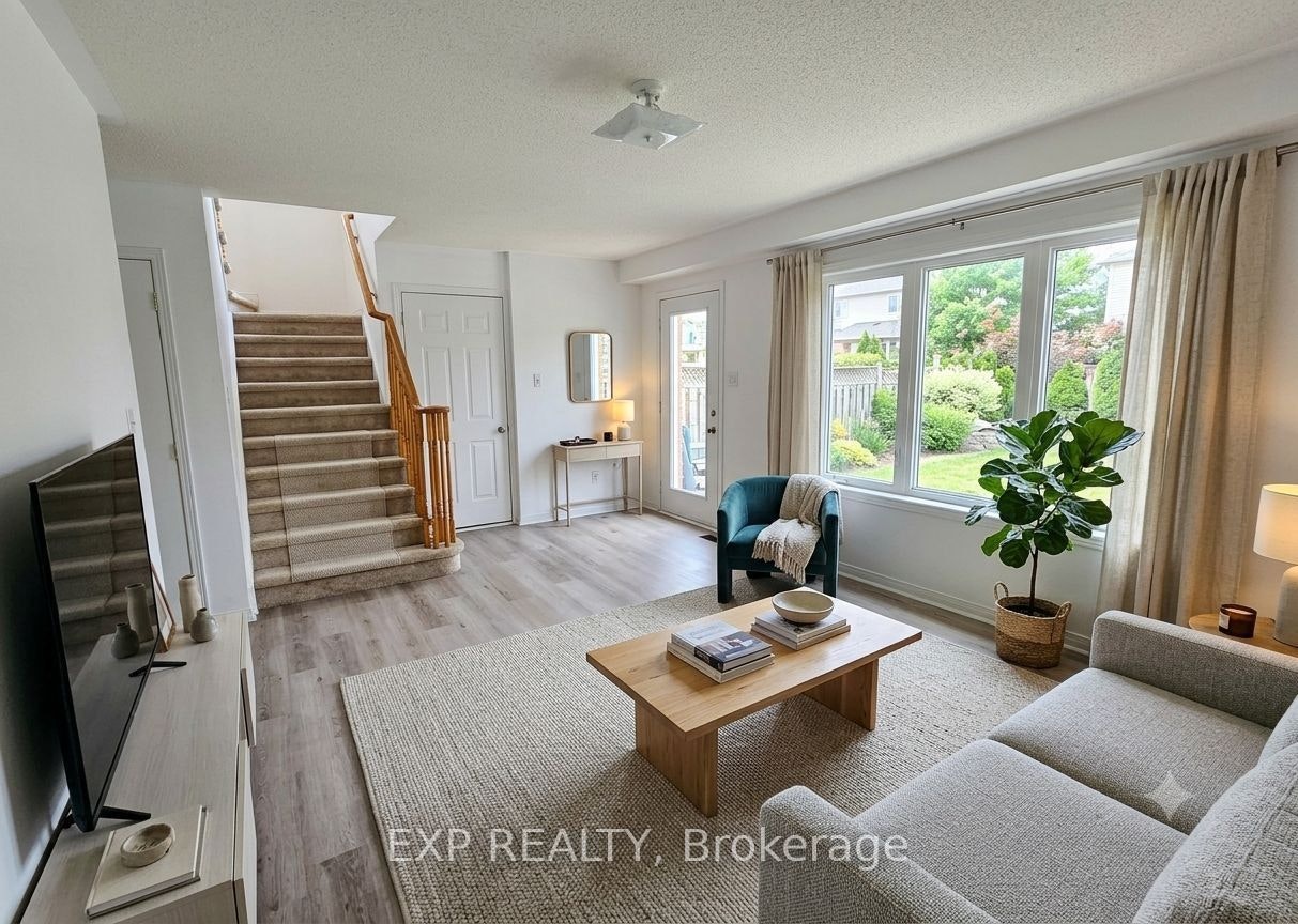 384 Flagstone Way, Newmarket, ON, L3X 2R3 - 4