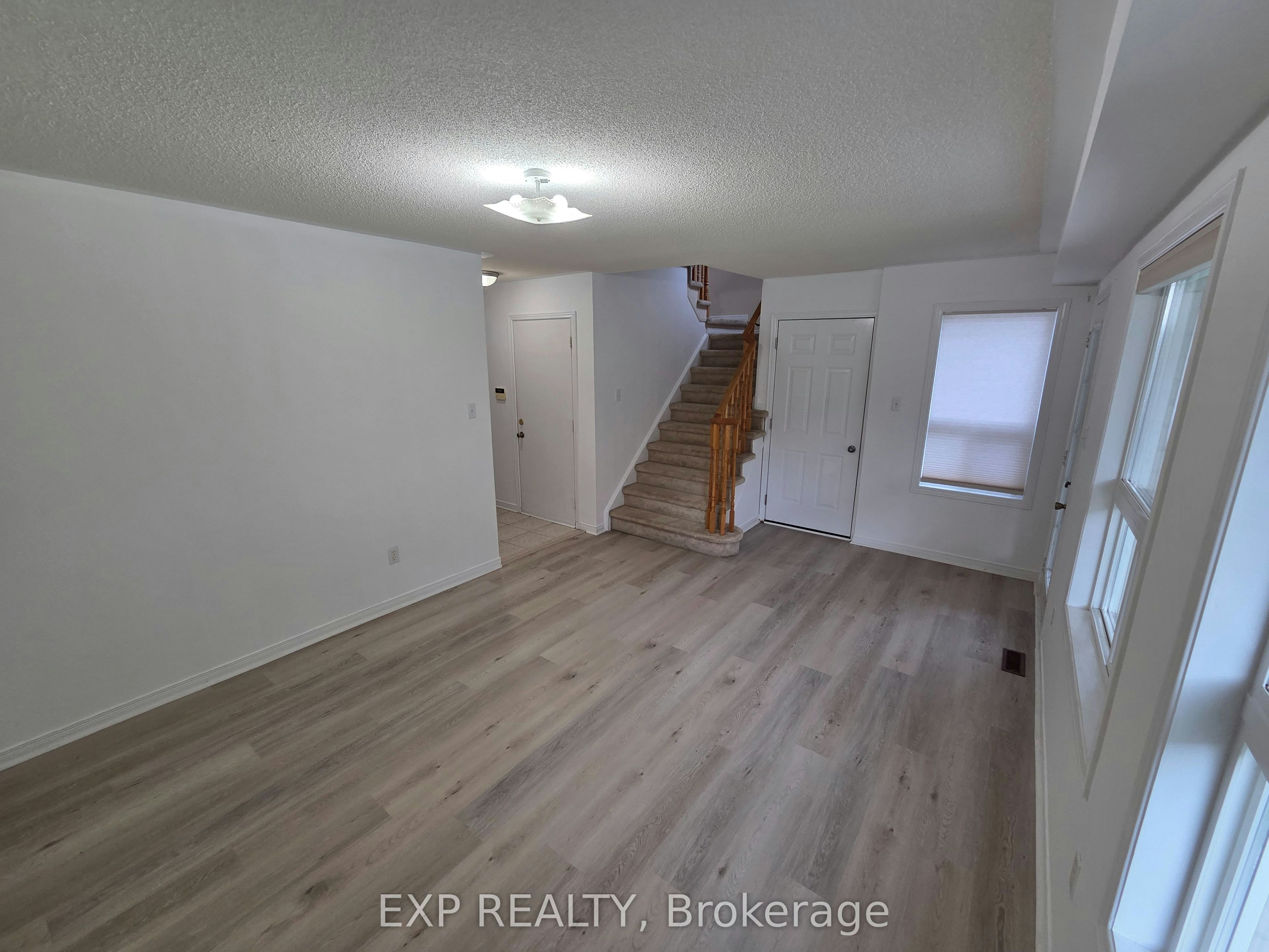 384 Flagstone Way, Newmarket, ON, L3X 2R3 - 5
