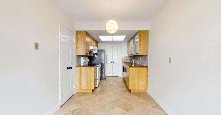 910-7905 Bayview Avenue, Markham, ON, L3T 7N3 - 10