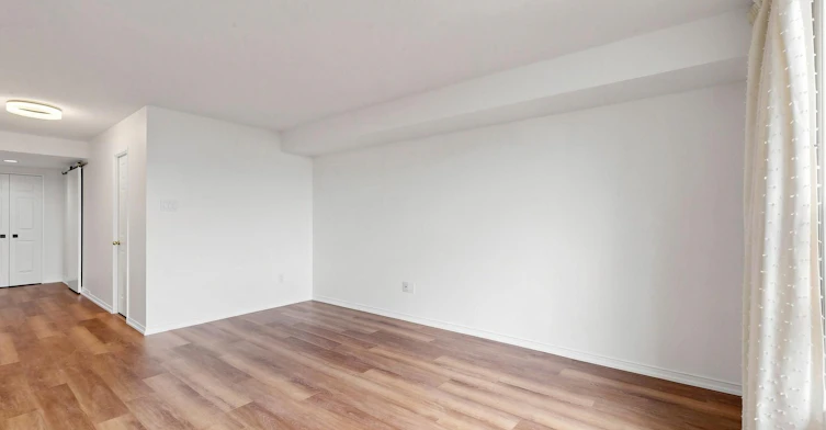 910-7905 Bayview Avenue, Markham, ON, L3T 7N3 - 16
