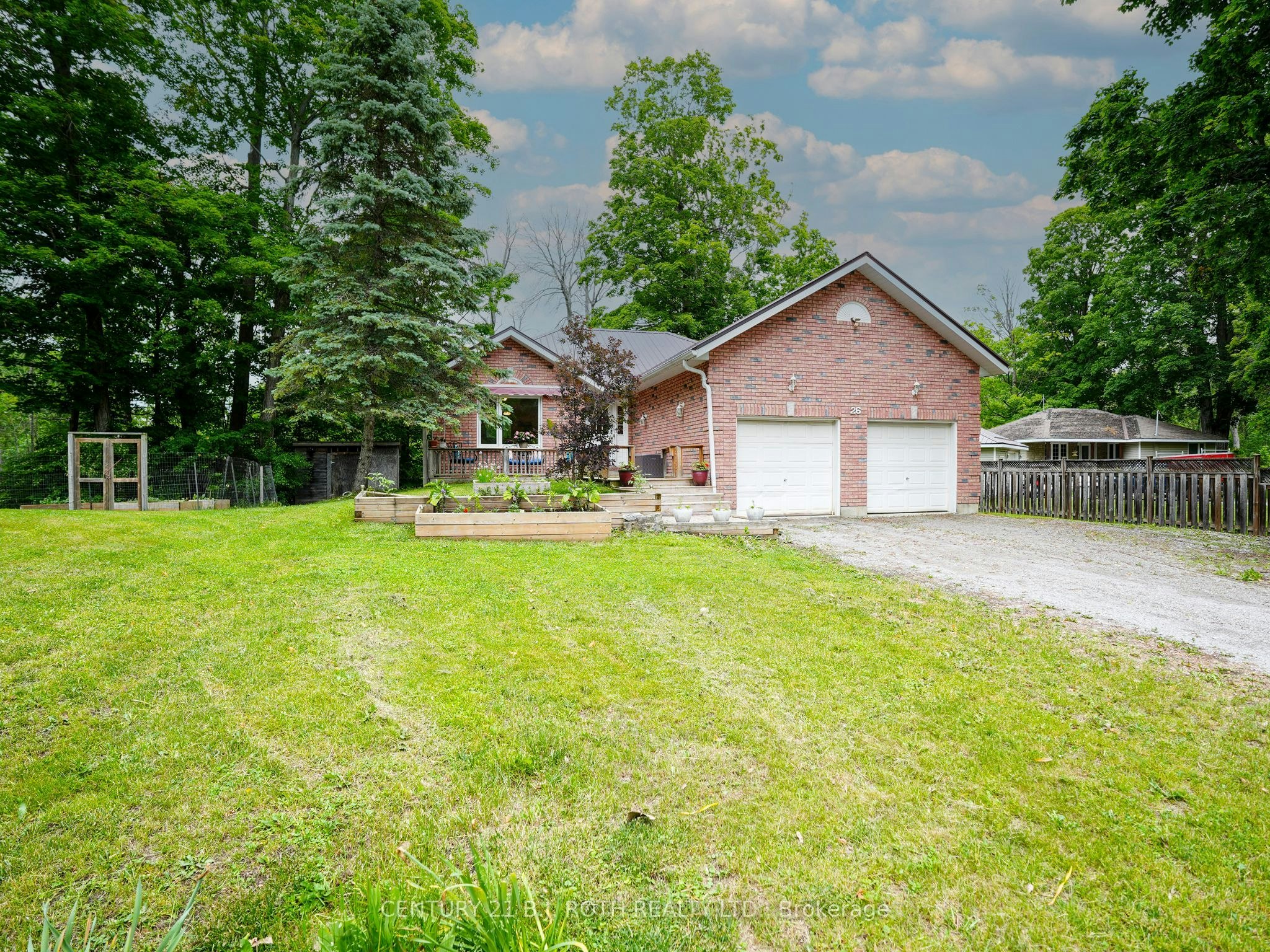 26 Bedford Road, Georgina, ON, L0E 1R0