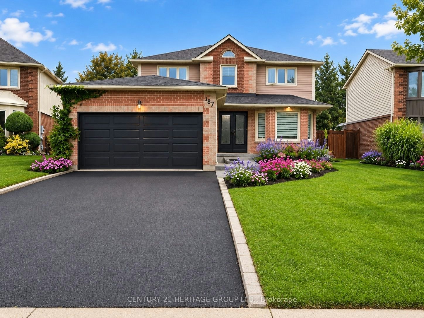 187 Glenway Circle, Newmarket, ON, L3Y 7S5