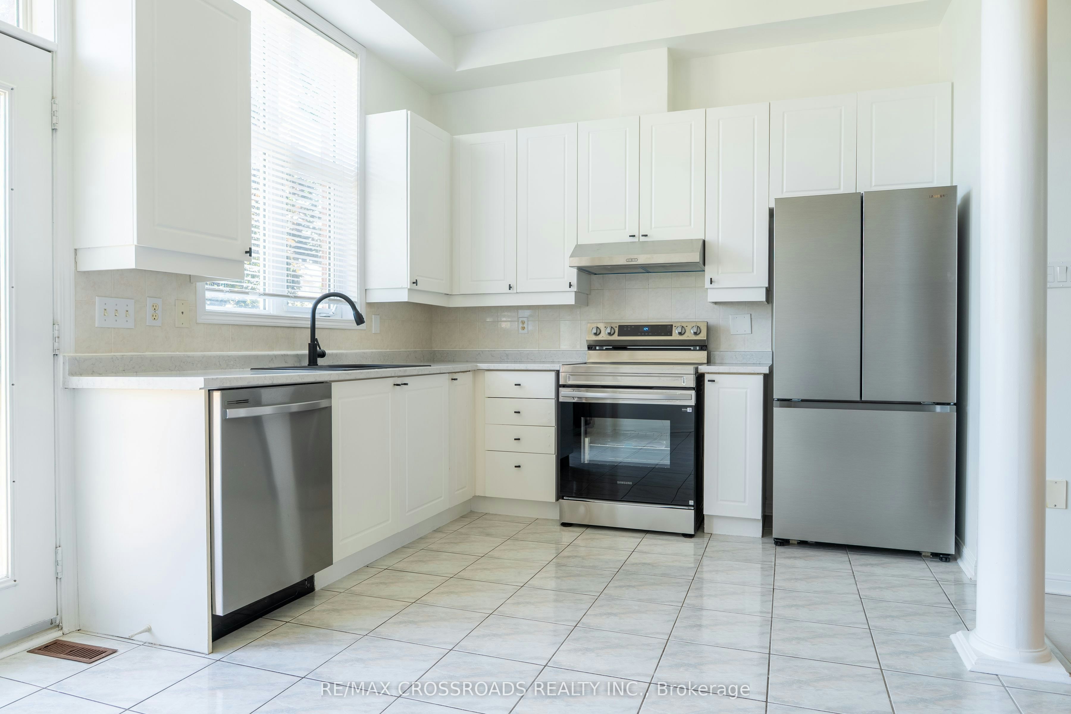 53 Cornell Park Avenue, Markham, ON, L6B 1B5 - 7