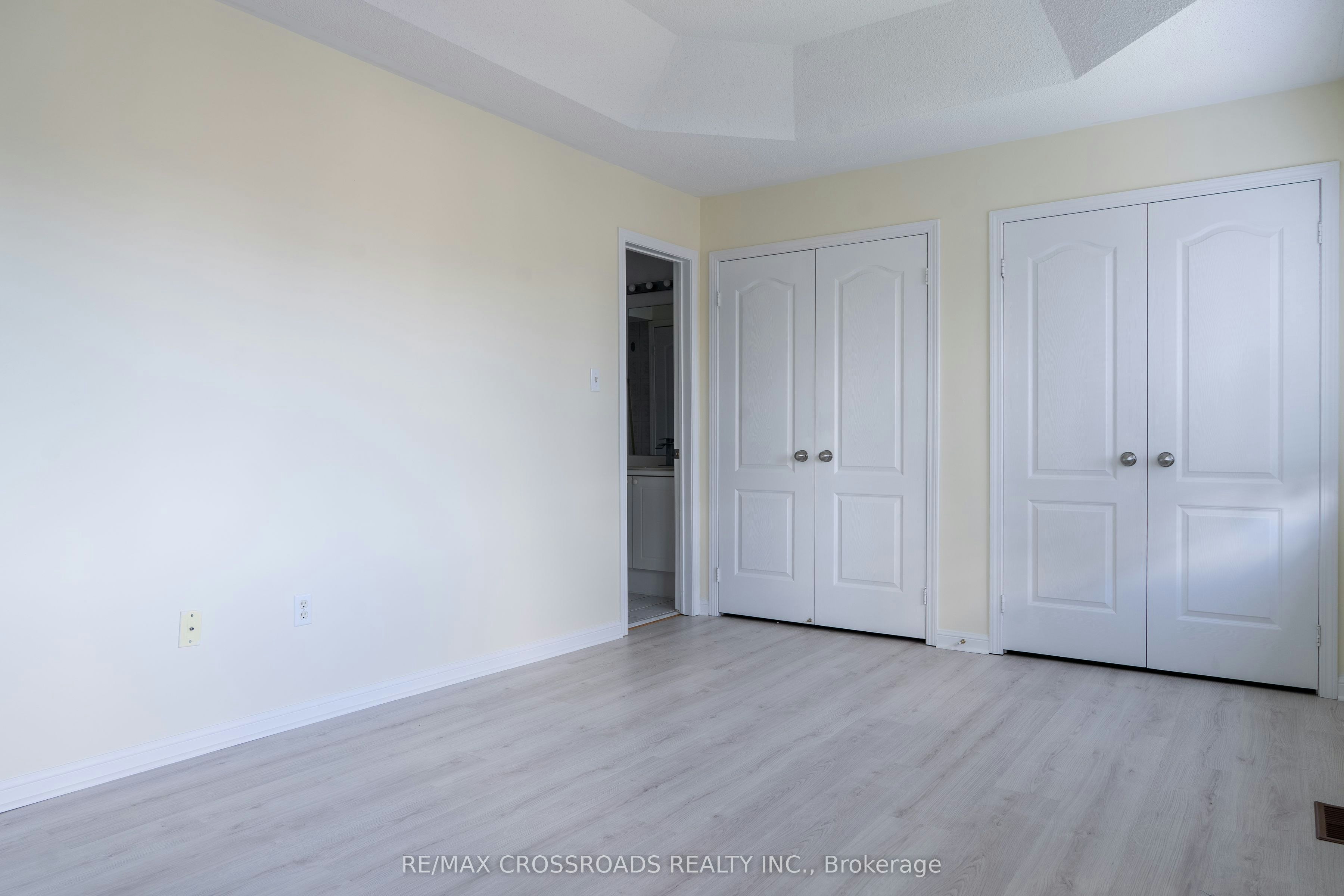 53 Cornell Park Avenue, Markham, ON, L6B 1B5 - 11