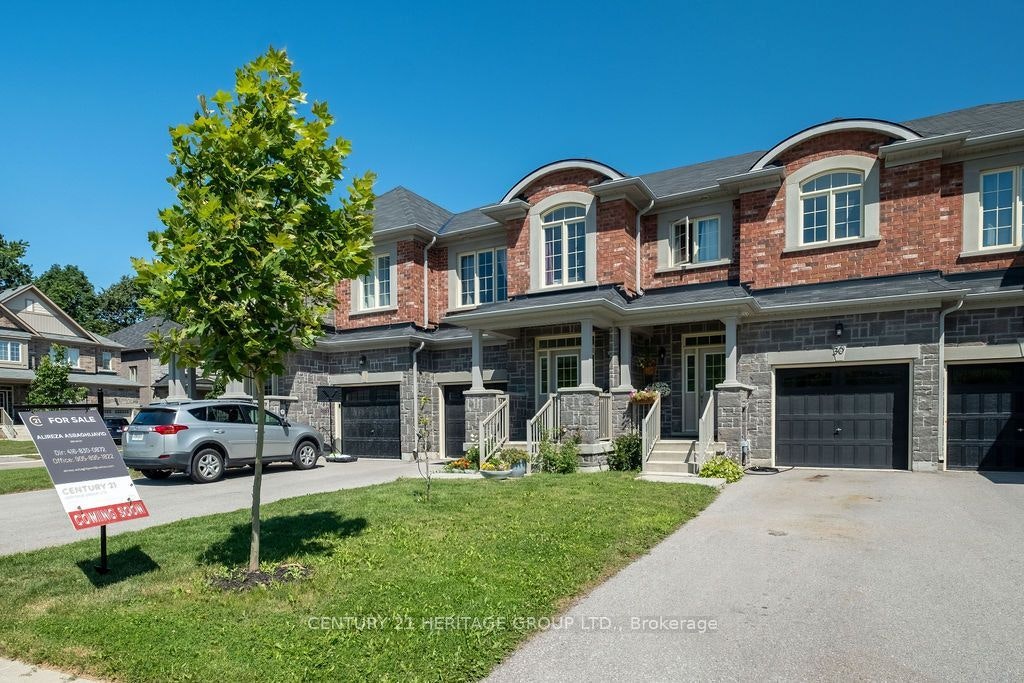 28 Cupples Farm Lane, East Gwillimbury, ON, L0G 1M0
