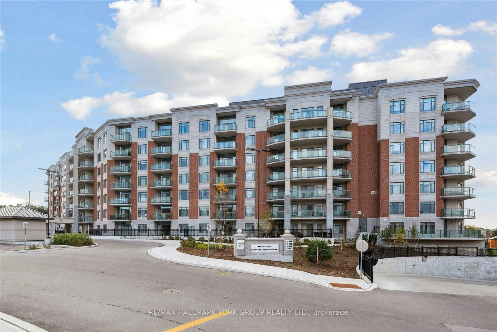 116-460 William Graham Drive, Aurora, ON, L4G 1X9