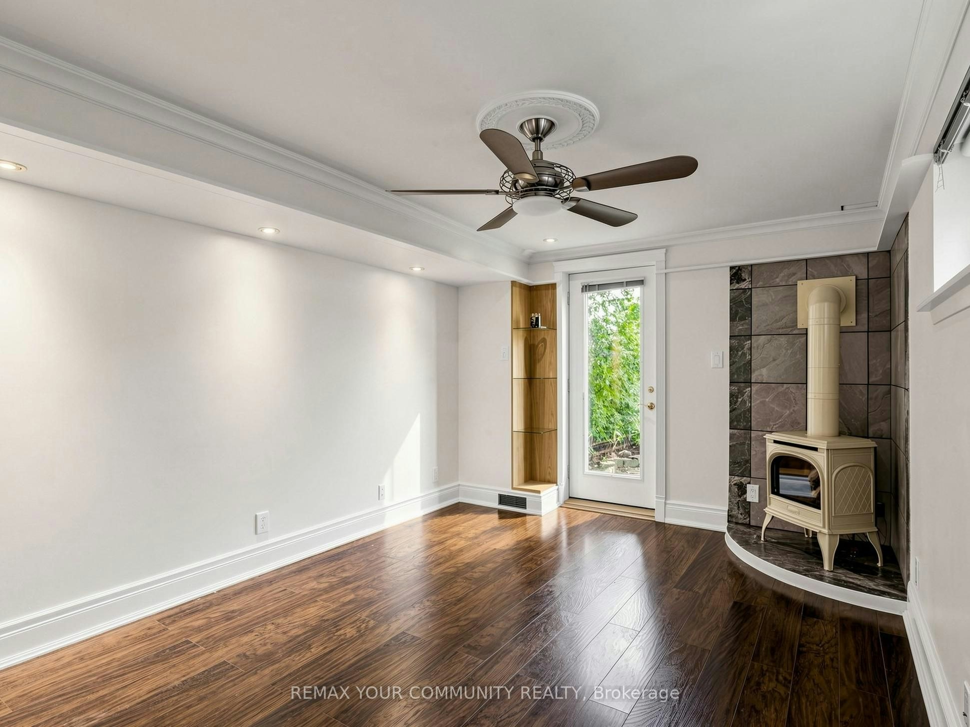 75 St. Andrews Court, Aurora, ON, L4G 3B2 - 36