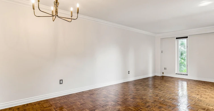 75 St. Andrews Court, Aurora, ON, L4G 3B2 - 3
