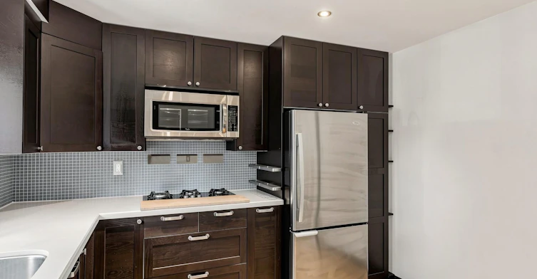 75 St. Andrews Court, Aurora, ON, L4G 3B2 - 12