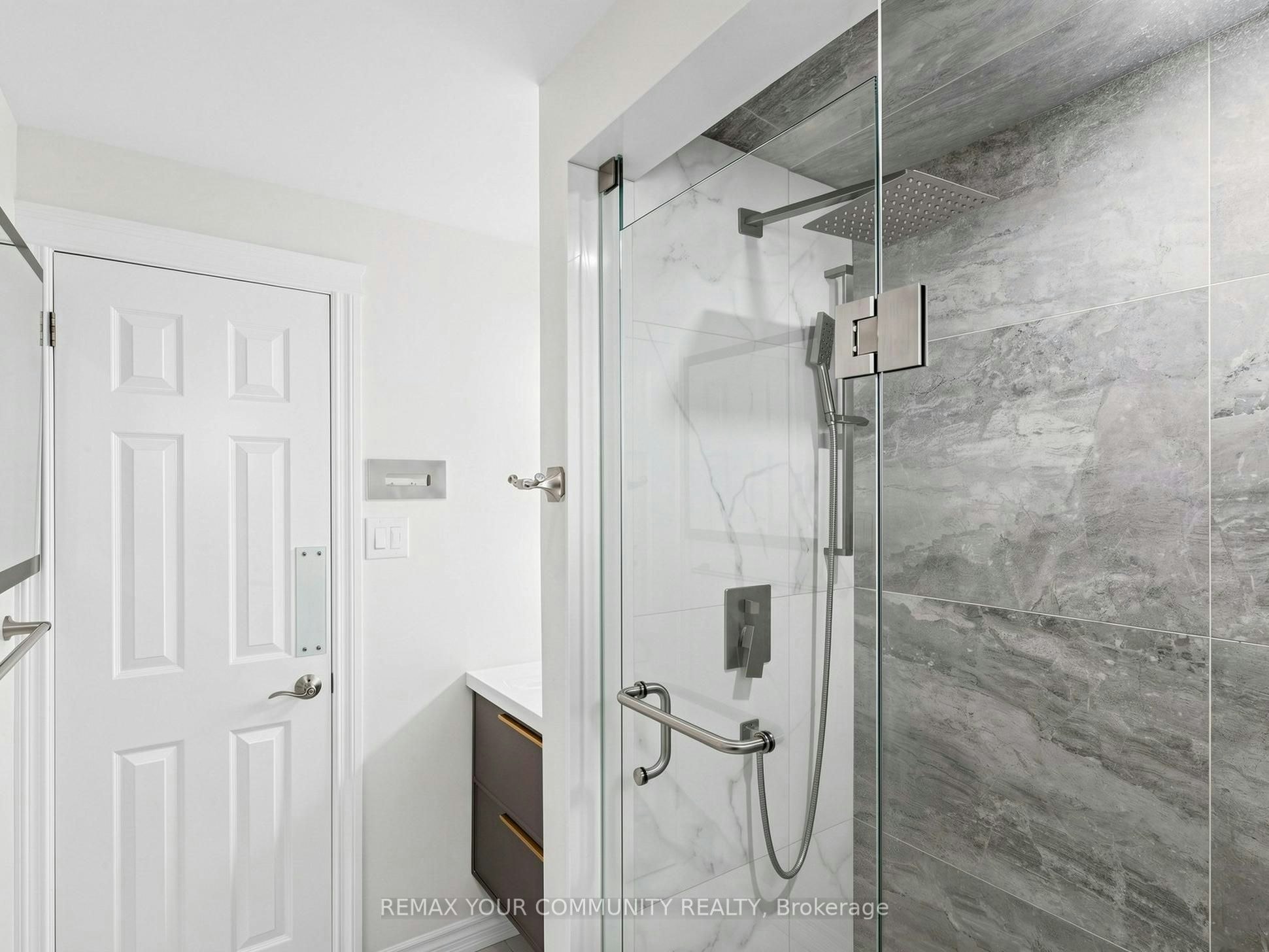 75 St. Andrews Court, Aurora, ON, L4G 3B2 - 27