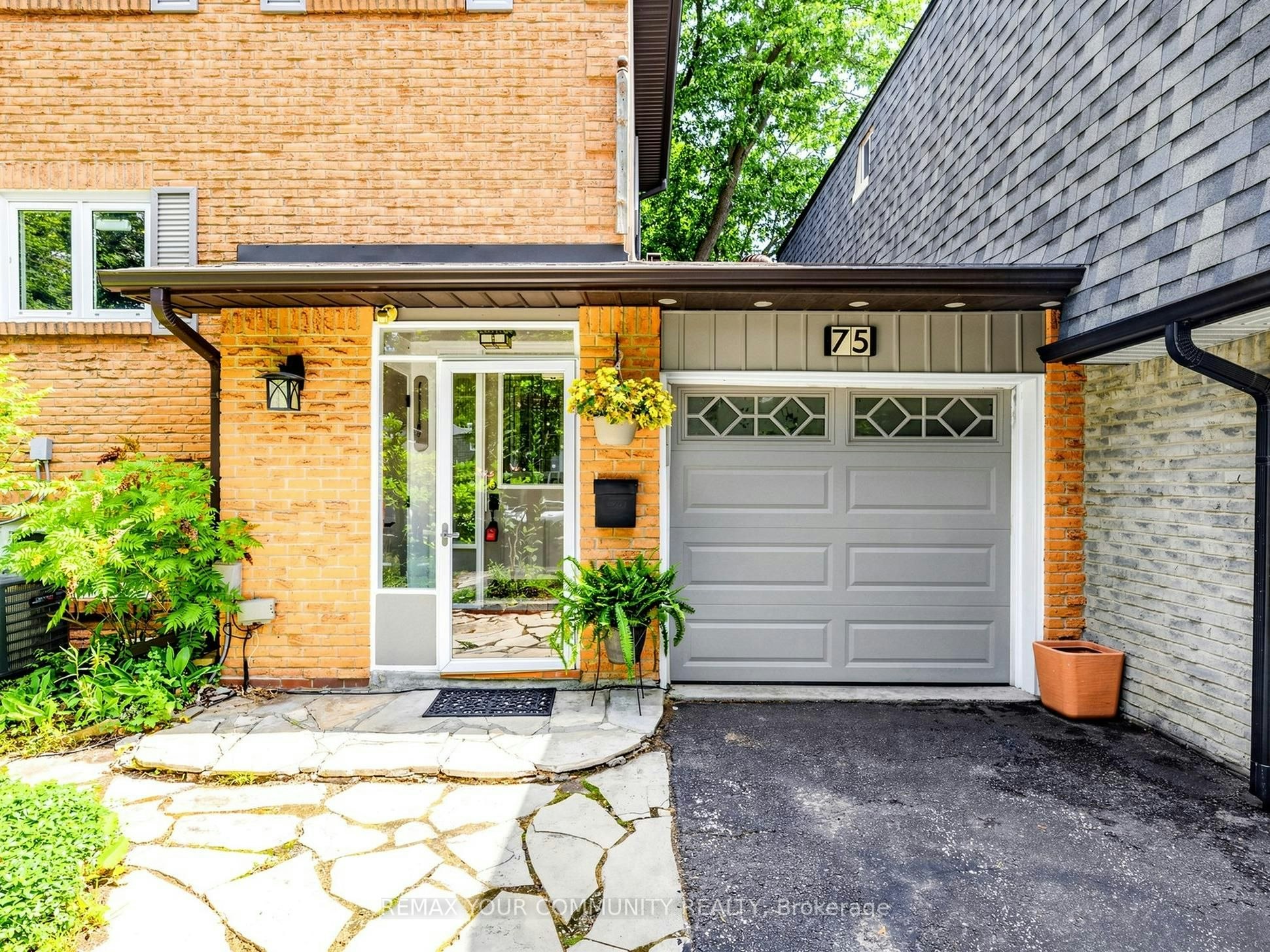75 St. Andrews Court, Aurora, ON, L4G 3B2 - 50