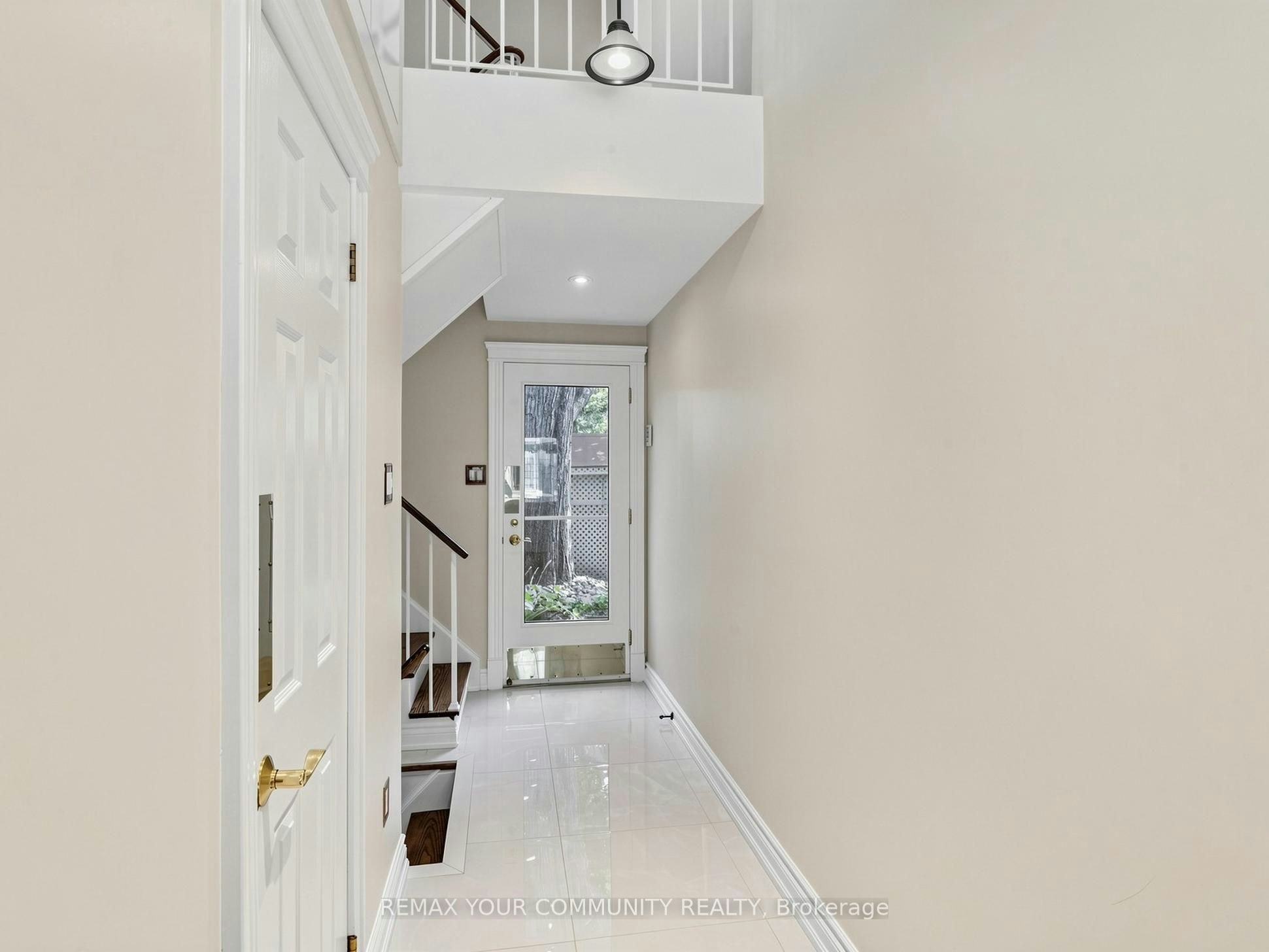 75 St. Andrews Court, Aurora, ON, L4G 3B2 - 13