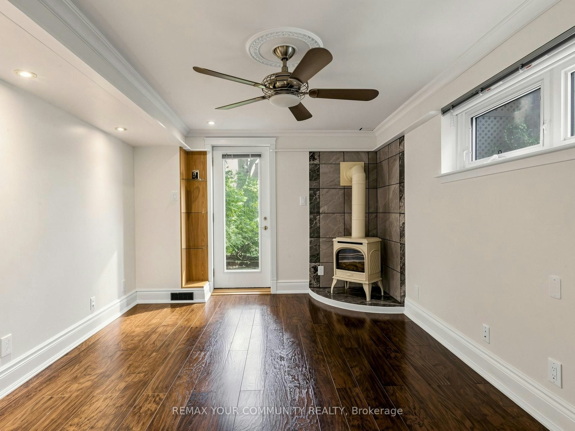 75 St. Andrews Court, Aurora, ON, L4G 3B2 - 35