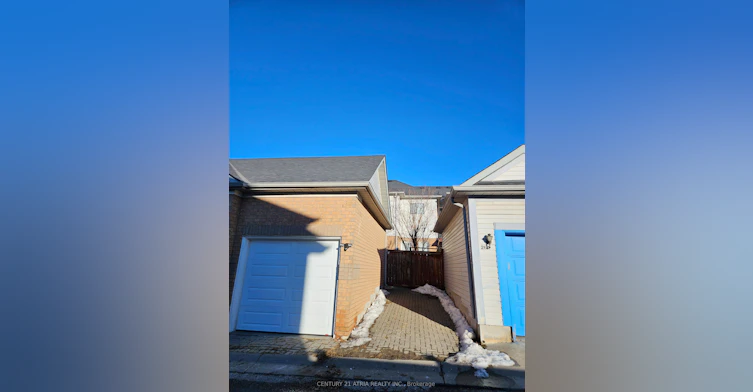 266 John West Way, Aurora, ON, L4G 7J3 - 16