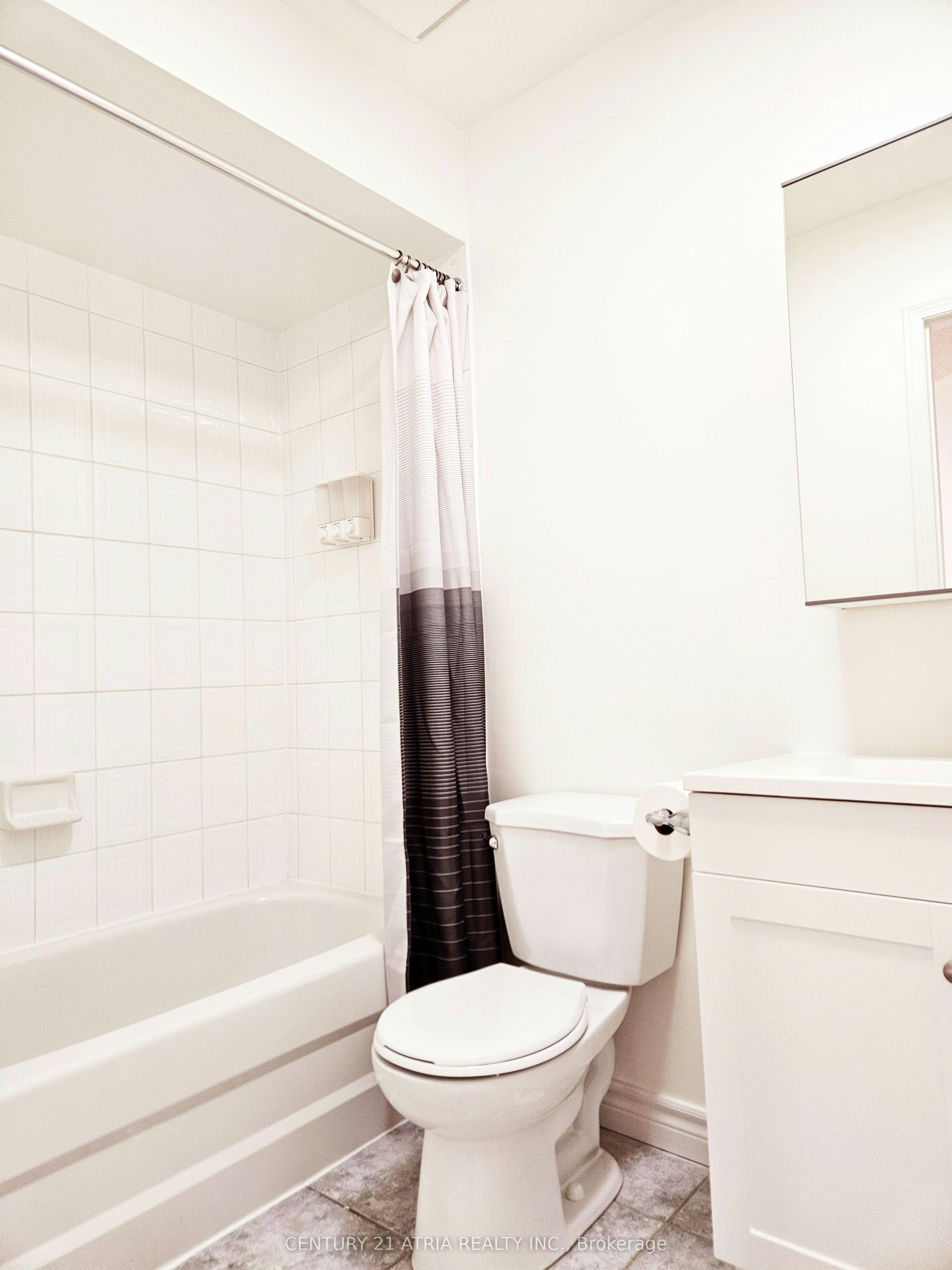 266 John West Way, Aurora, ON, L4G 7J3 - 10