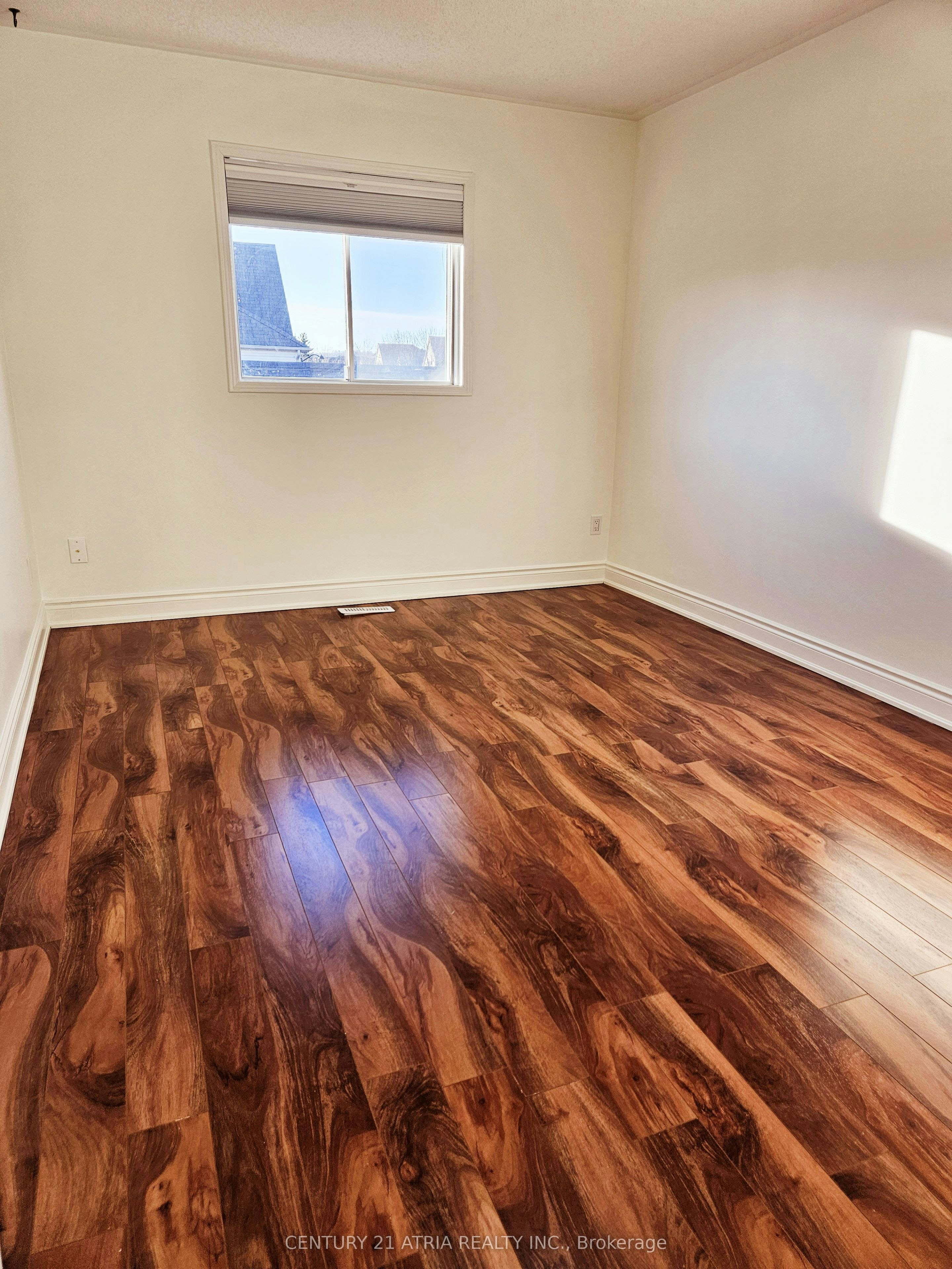 266 John West Way, Aurora, ON, L4G 7J3 - 7