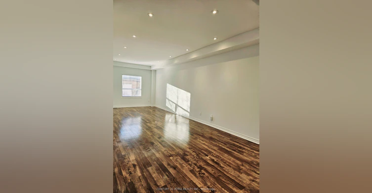 266 John West Way, Aurora, ON, L4G 7J3 - 12