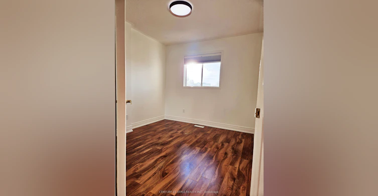 266 John West Way, Aurora, ON, L4G 7J3 - 9