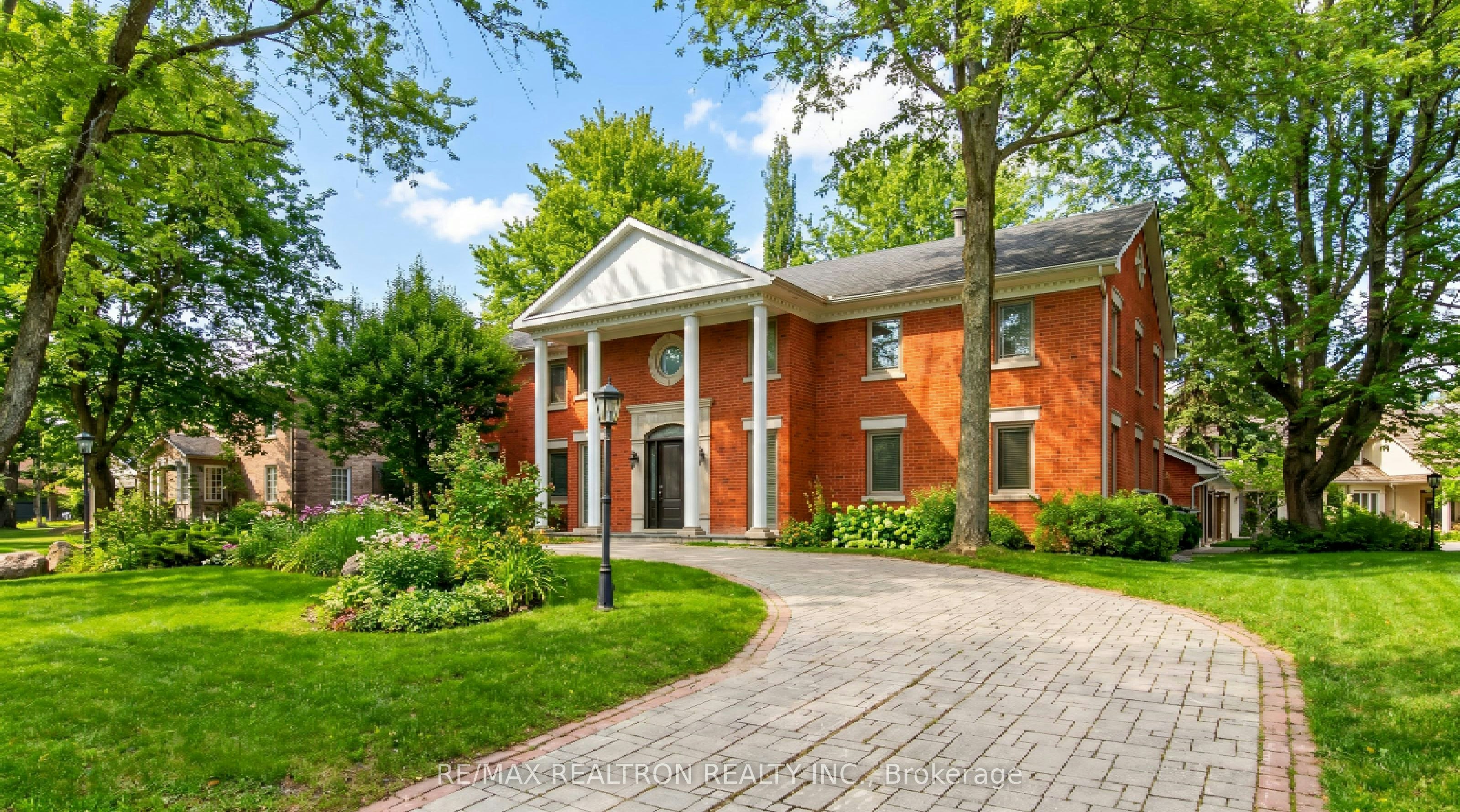 17 Old English Lane, Markham, ON, L3T 2V1