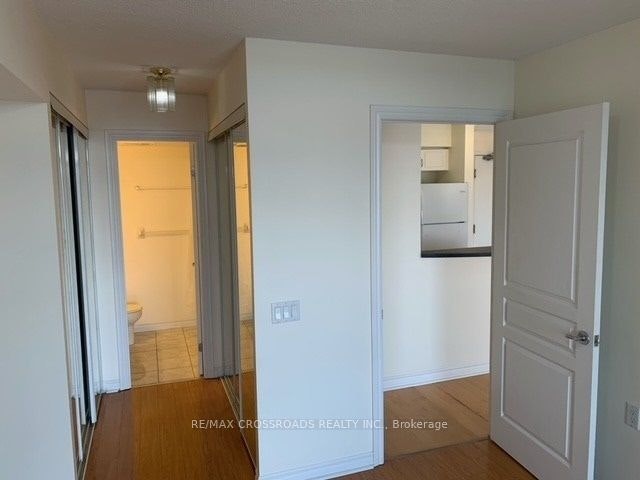 1118-9015 Leslie Street, Richmond Hill, ON, L4B 3B6 - 9