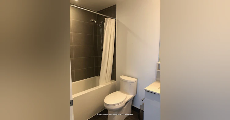 4907-898 Portage Parkway, Vaughan, ON, L4K 0J6 - 9