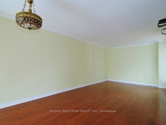56 Riviera Drive, Vaughan, ON, L4K 2J1 - 8