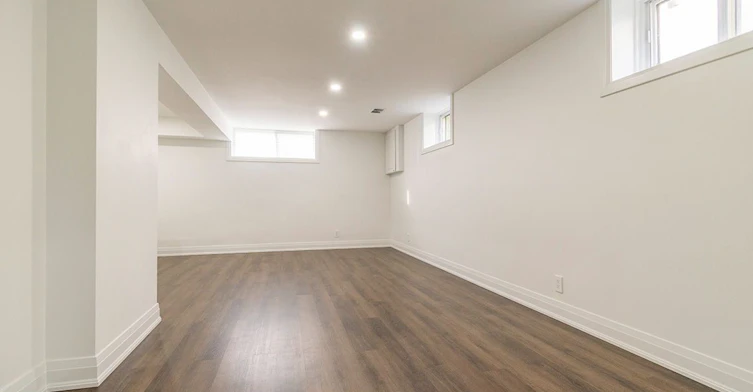 Bsmt-186 Driscoll Road, Richmond Hill, ON, L4C 4H7 - 4