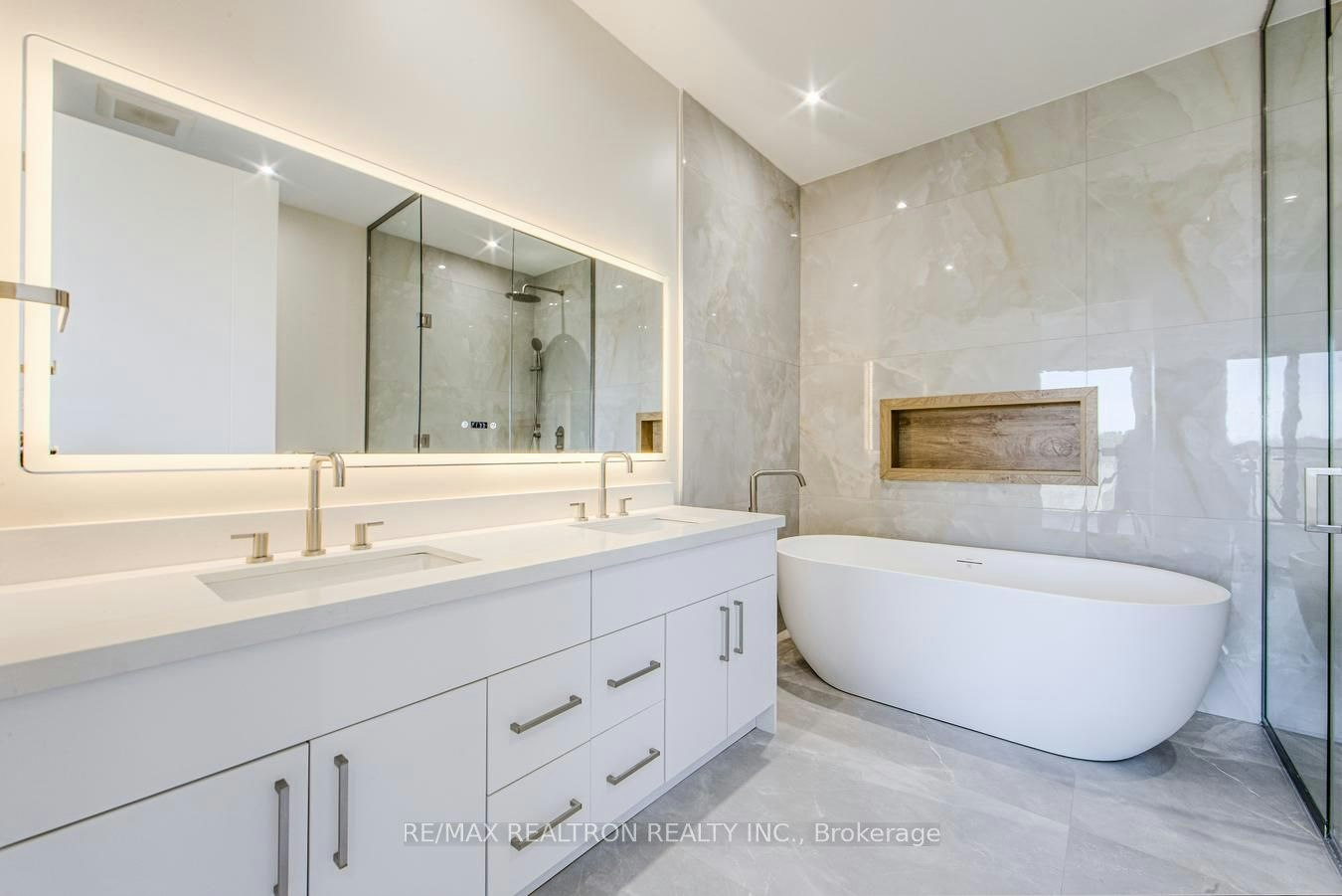 496 Duclos Point Road, Georgina, ON, L0E 1N0 - 26