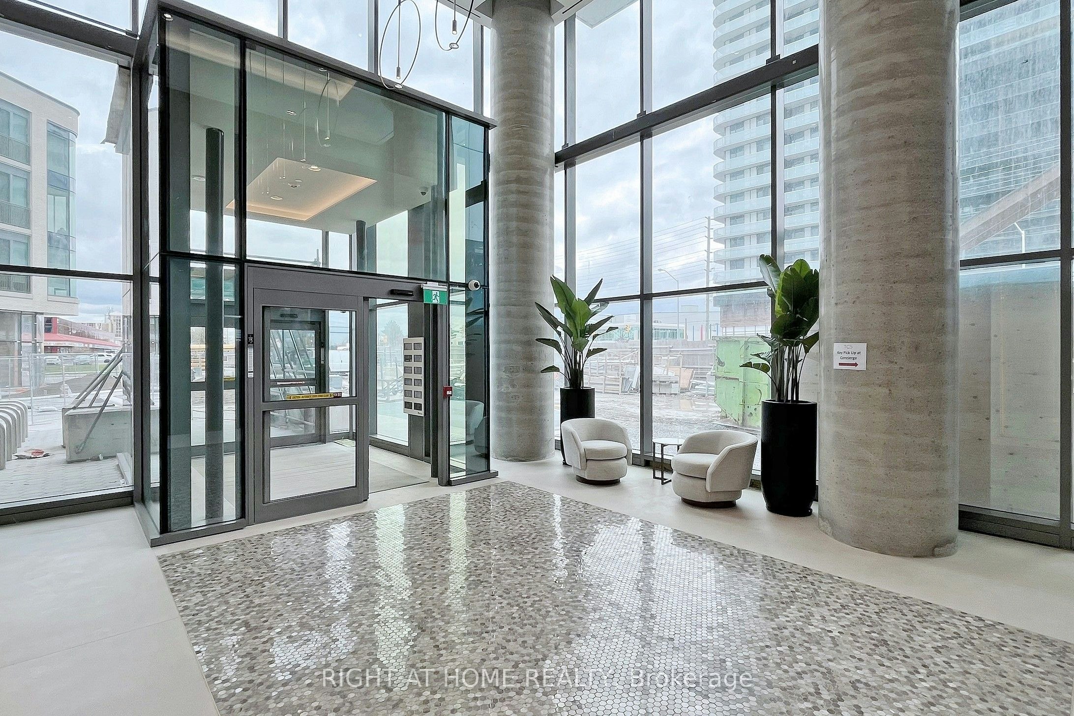 1709-7890 Jane Street, Vaughan, ON, L4H 0K9 - 12