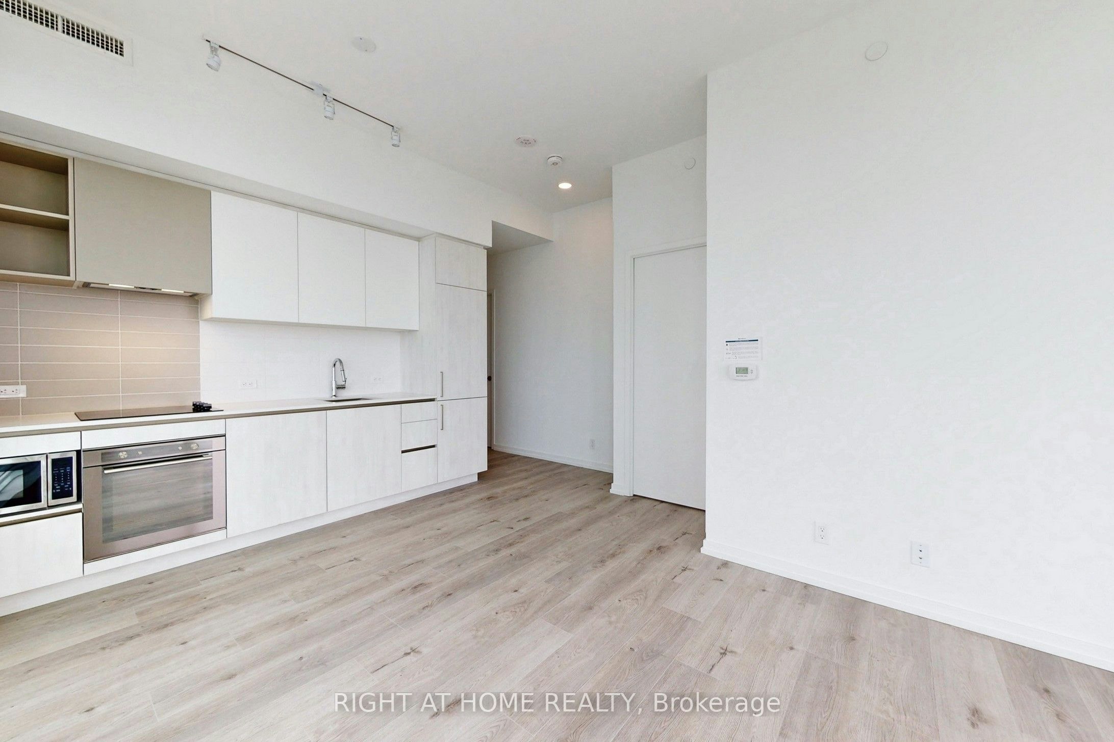 1709-7890 Jane Street, Vaughan, ON, L4H 0K9 - 16
