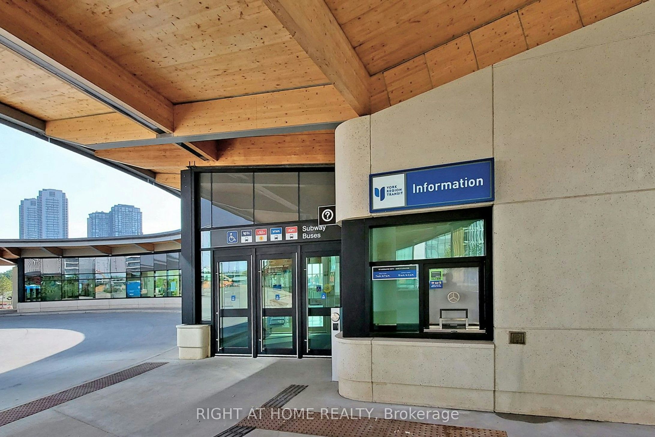 1709-7890 Jane Street, Vaughan, ON, L4H 0K9 - 11