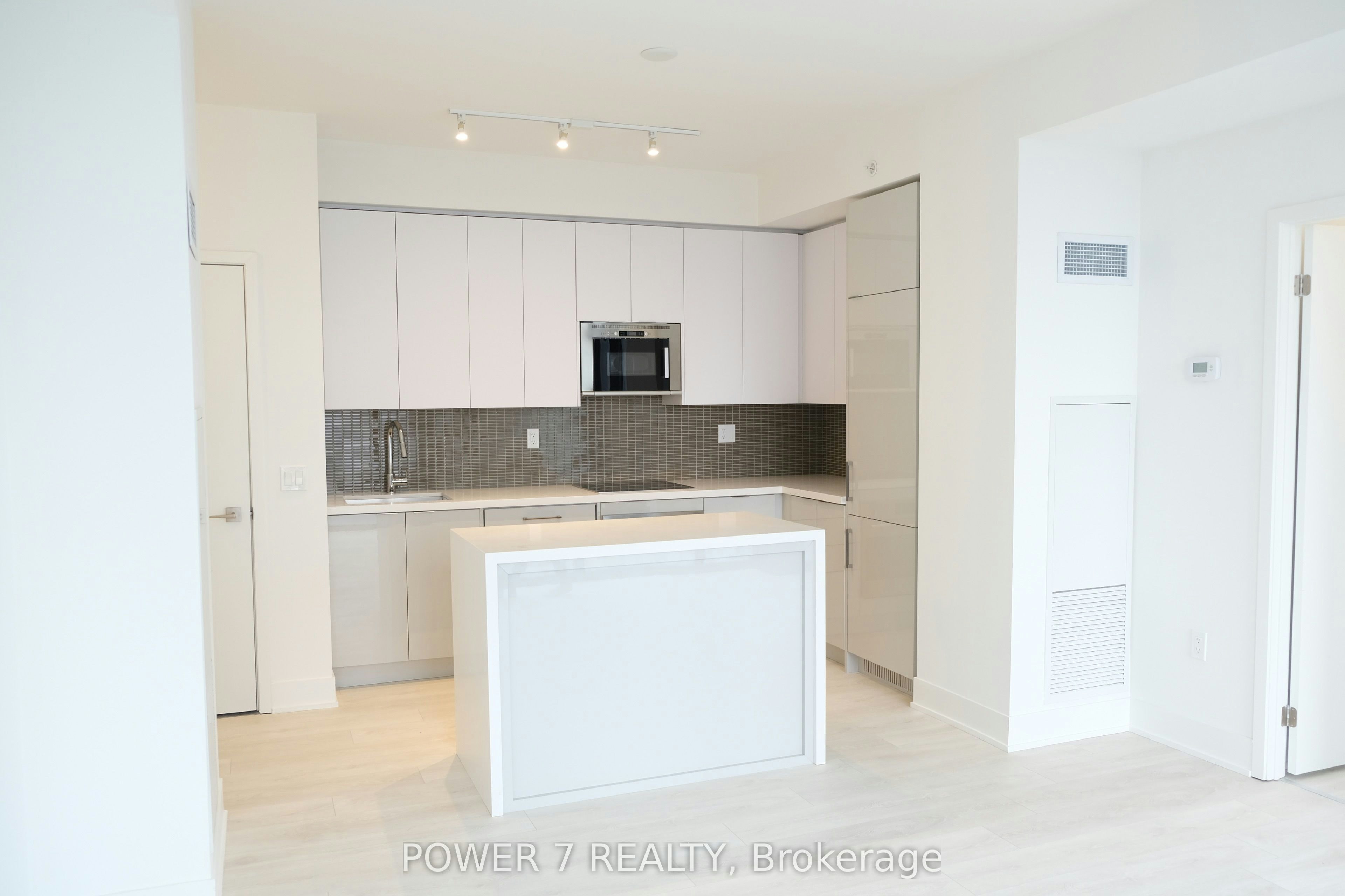 1002-2908 Highway 7 Road, Vaughan, ON, L4K 0K5 - 5