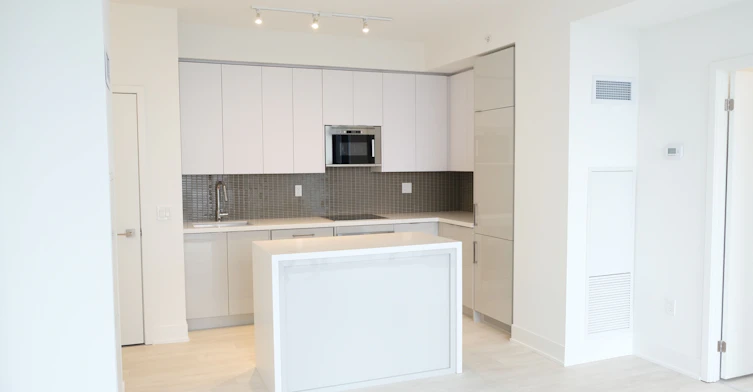 1002-2908 Highway 7 Road, Vaughan, ON, L4K 0K5 - 5