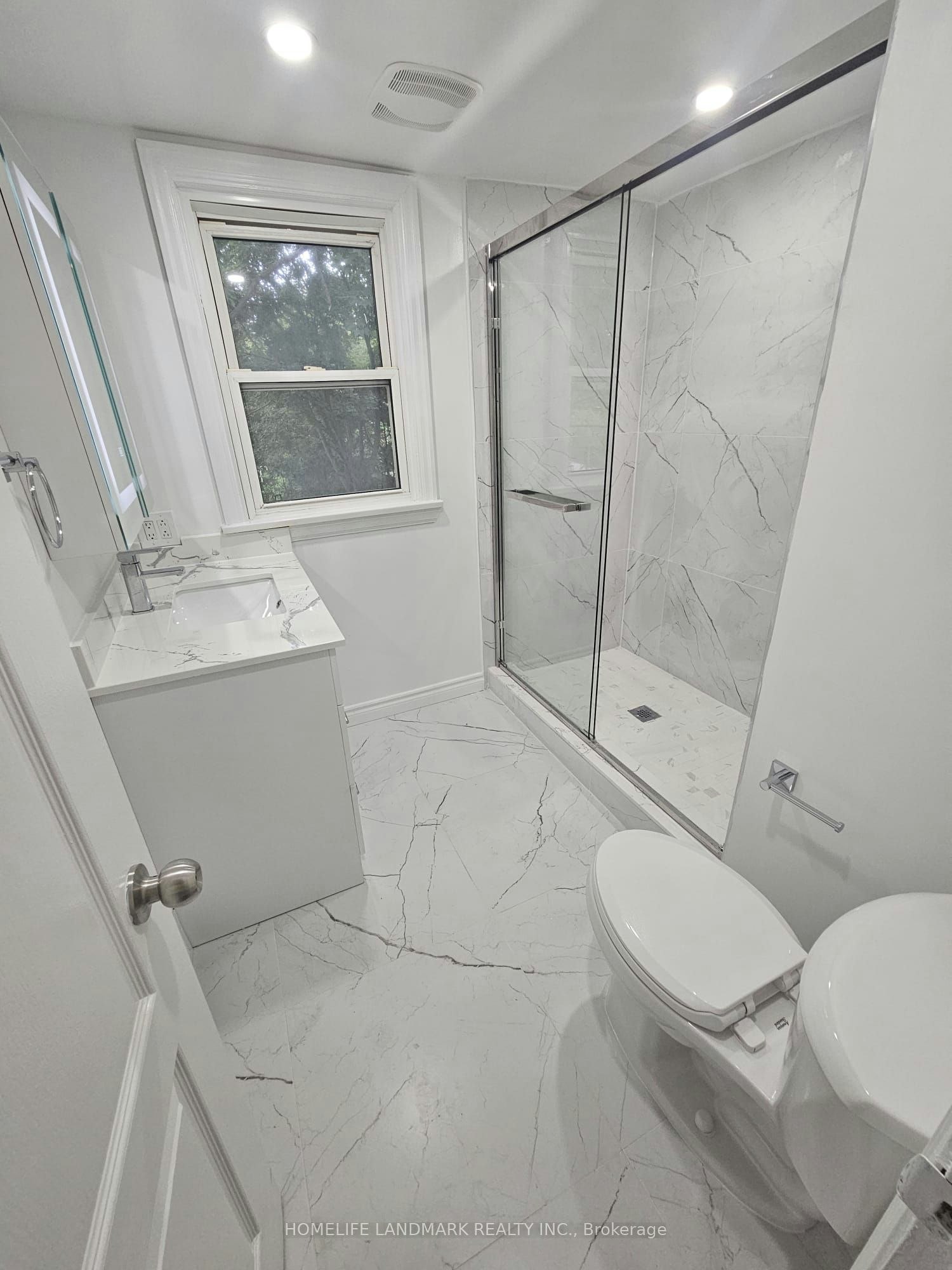 18 Highland Park Boulevard, Markham, ON, L3T 1B1 - 9
